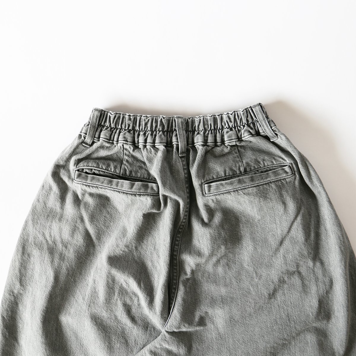BLACK DENIM CIRCUS PANTS_GRAY FADE ブラックデニム サーカ BLACK DENIM CIRCUS PANTS_GRAY FADE ブラックデニム サーカ
