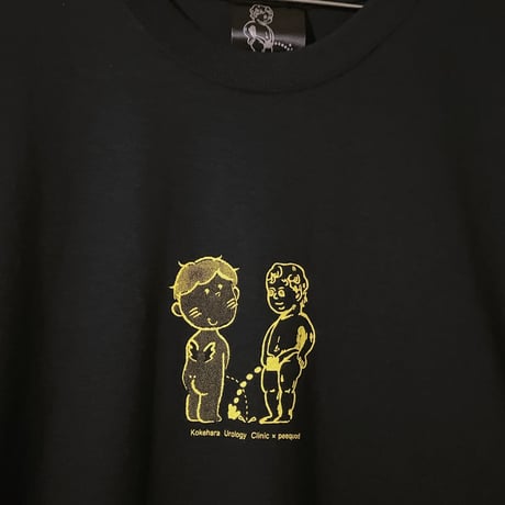 【こけはら泌尿器科×peequodコラボ】友情のクロスおしっこビッグシルエットtee