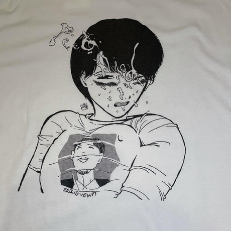 小骨トモ× peequod 顔射少女ビッグシルエットtee