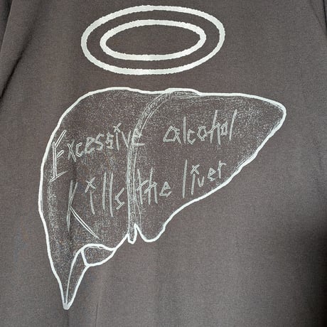 “過剰なアルコール摂取は肝臓を殺します”と文字通り「肝に銘じた」結果死んだ肝臓リンガーtee