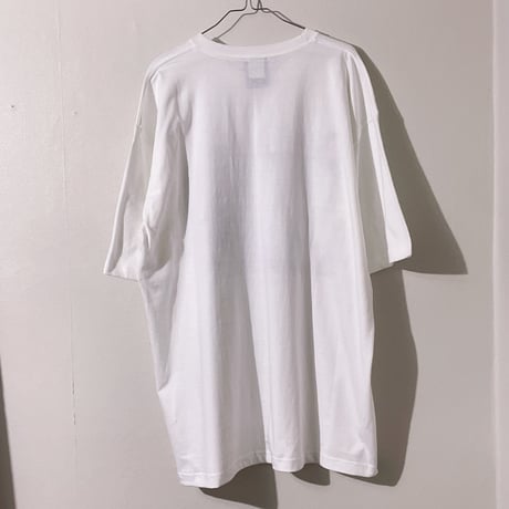 ピリきゅうちゃん×peequod 旧店舗でマターリなイラストビッグシルエットtee