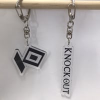KNOCK OUT アクリルキーホルダー