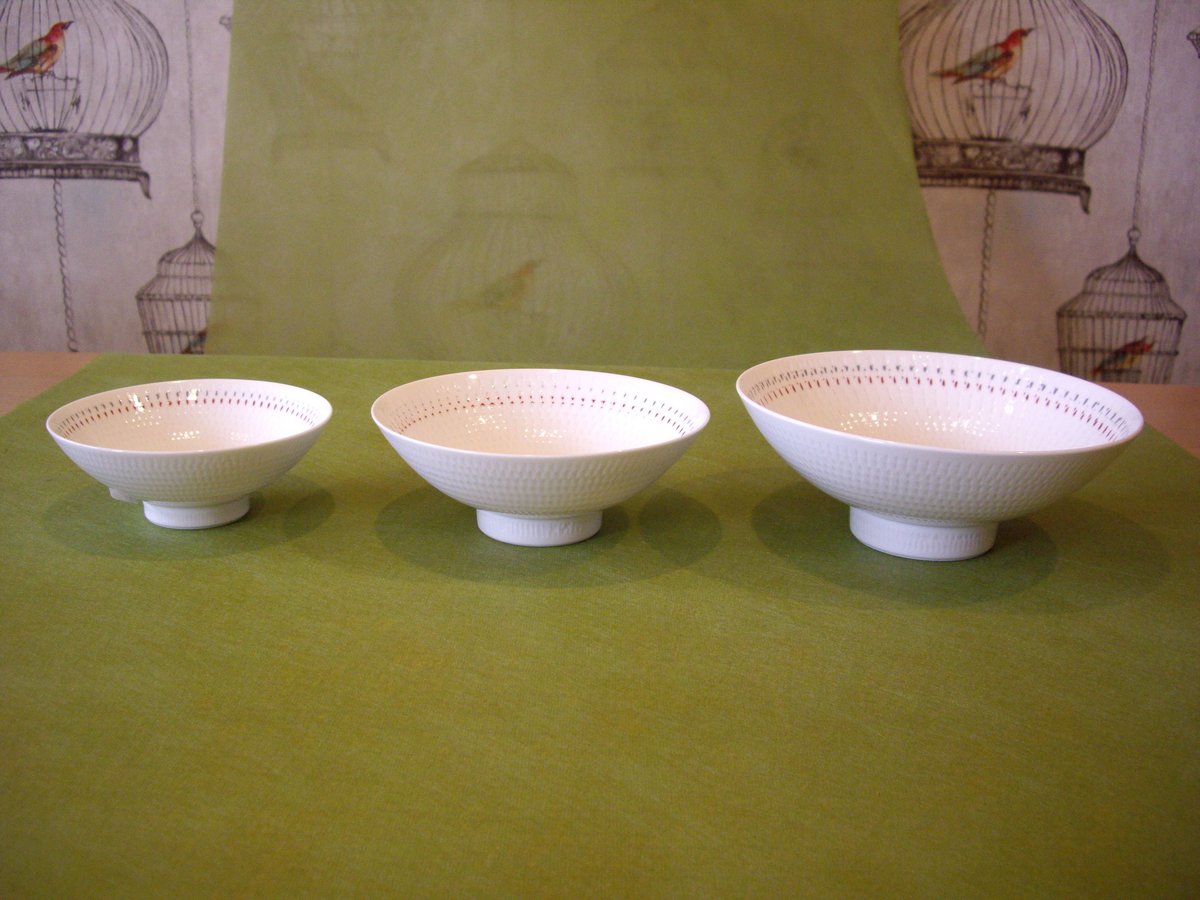 波佐見焼 一真窯 「色染めカンナ平茶碗（中）」 | koselig-shop