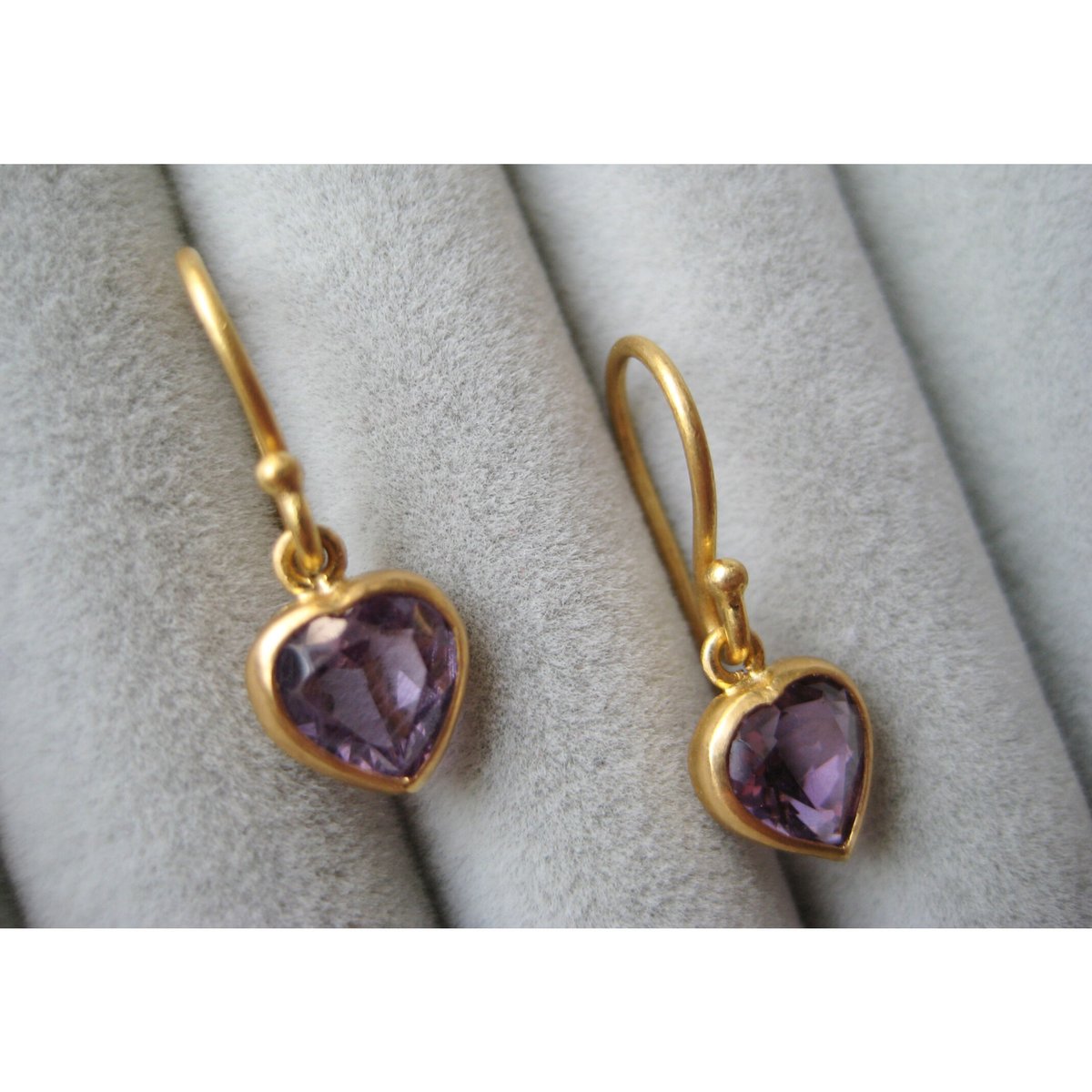 ジェムパレス　キャビアピアス GEM PALACE[ピアス]22K×アメジストハート | Maharani Garden