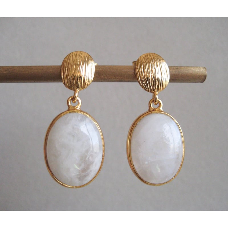 Amrapali【ピアス】プレート×ムーンストーン | Maharani Garden