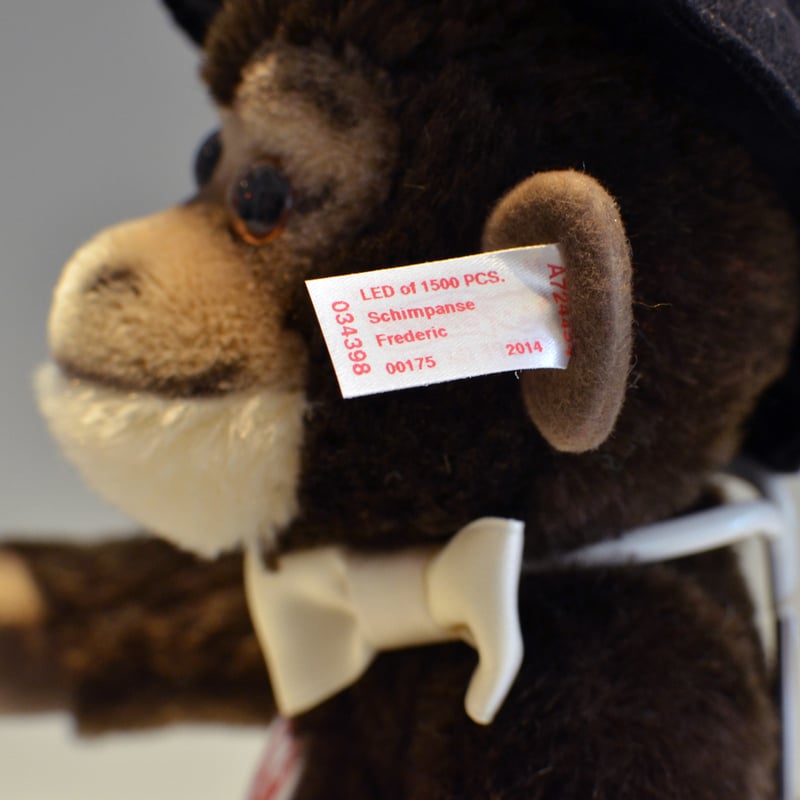 シュタイフ チンパンジー / フレデリック | くまの王様 ネットショップ