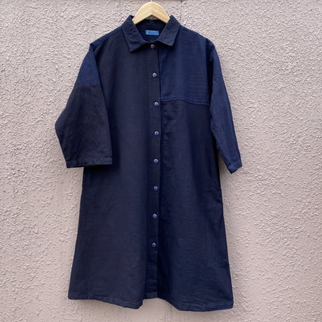 日頃の感謝を込めて大特価！！ジョムトンコットンパッチワークロングブラウスドロップショルダー七分袖 濃紺藍染め 着丈101cm