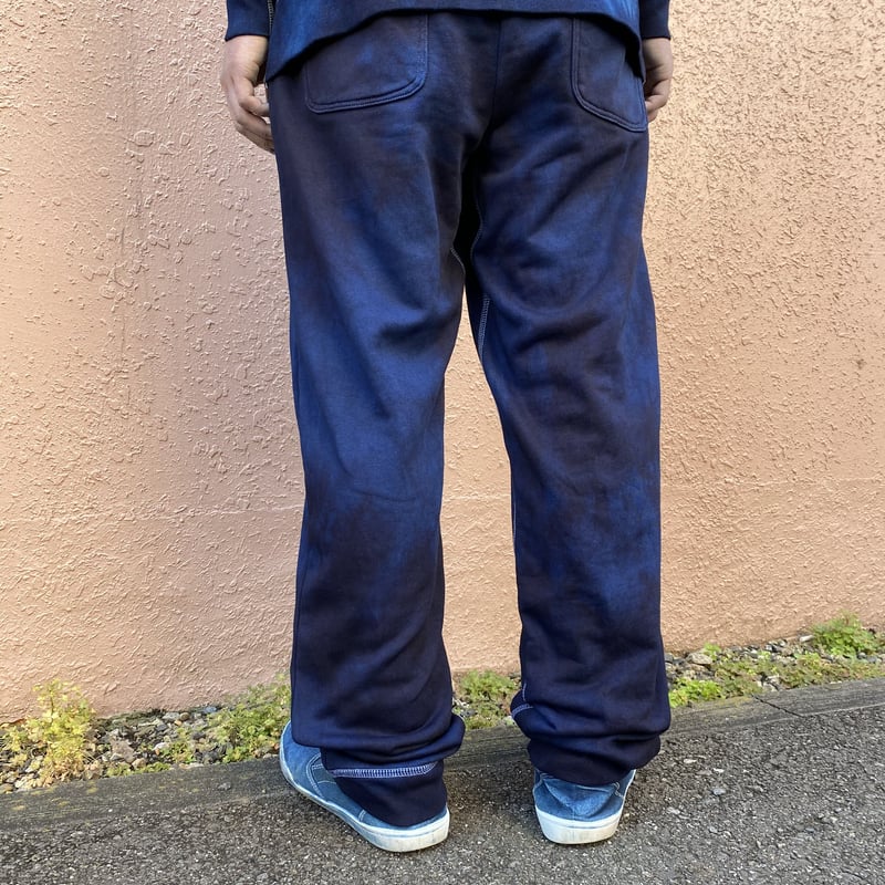 オールシーズンに活躍！藍染めスウェットパンツ10.0oz 濃淡染め
