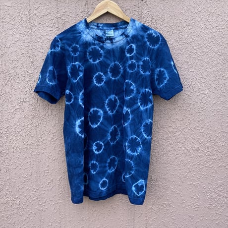 王玉絞り水玉模様藍染めTシャツ　Mサイズ　男女兼用　『一点物』
