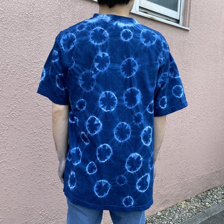 王玉絞り水玉模様藍染めTシャツ　XLサイズ　男女兼用　『一点物』