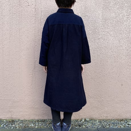 日頃の感謝を込めて大特価！！ジョムトンコットンパッチワークロングブラウスドロップショルダー七分袖 濃紺藍染め 着丈101cm
