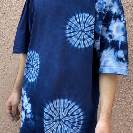日頃の感謝を込めて大特価！！『一点物』藍染めTシャツ唐松絞りに雲 XLサイズ  男女兼用『一点物』
