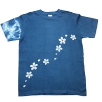 型染め「桜」　藍染めTシャツ