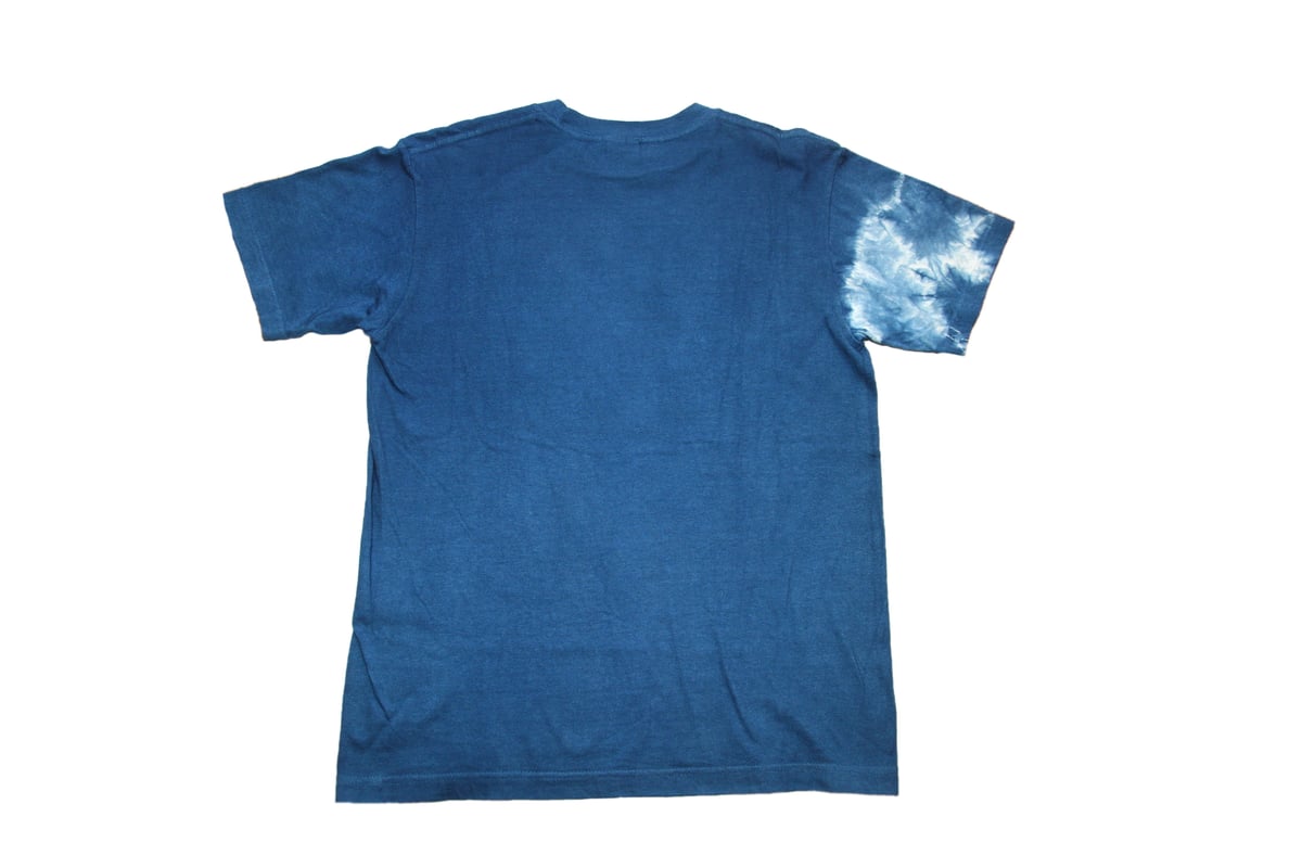 型染め「桜」　藍染めTシャツ