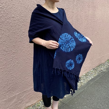 日頃の感謝を込めて大特価！！『一点物』藍染め大判ストール唐松絞り 紫紺 縦185㎝『一点物』