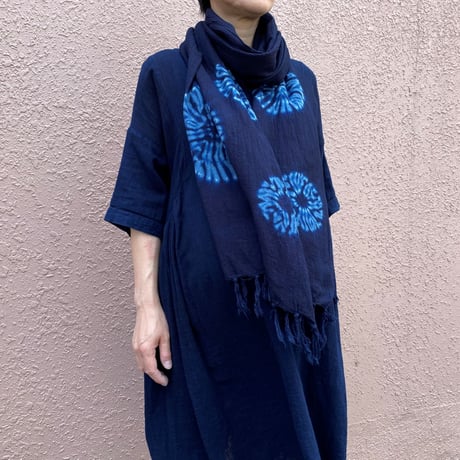 日頃の感謝を込めて大特価！！『一点物』藍染め大判ストール唐松絞り 紫紺 縦185㎝『一点物』