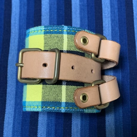 t.n.A.f.tとのコラボ品です！リストバンド！
