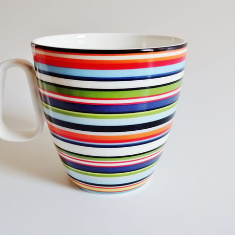iittala (イッタラ）　オリゴ　マグ　オレンジ４００ｍｌ