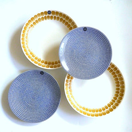 アラビア　トゥオキオ　スンヌンタイ　アベック　パラティッシ　4枚セット アラビアパラティッシスンヌンタイトゥオキオアベックプレート4枚セット