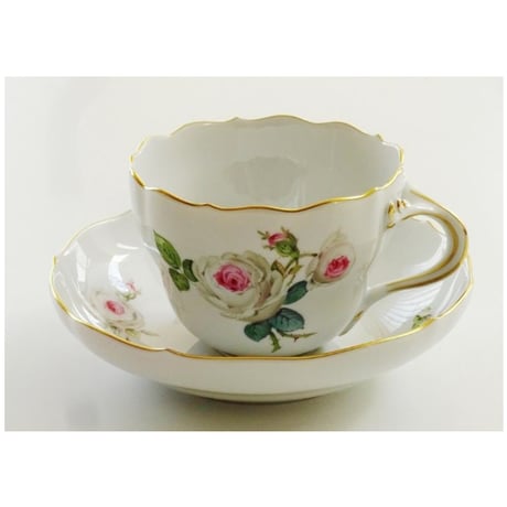 マイセン　ホワイトローズ　コーヒーカップ＆ソーサー029510/00582【御結婚御祝・内祝・新築御祝・還暦御祝・御礼・寿・ギフト包装可能】