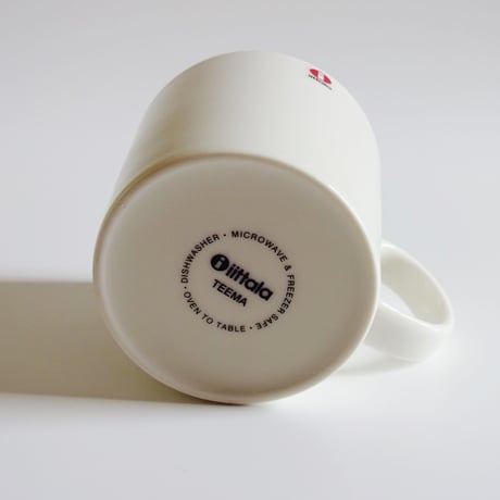 iittala (イッタラ）　ティーマ　マグ　ホワイト３００ｃｃ