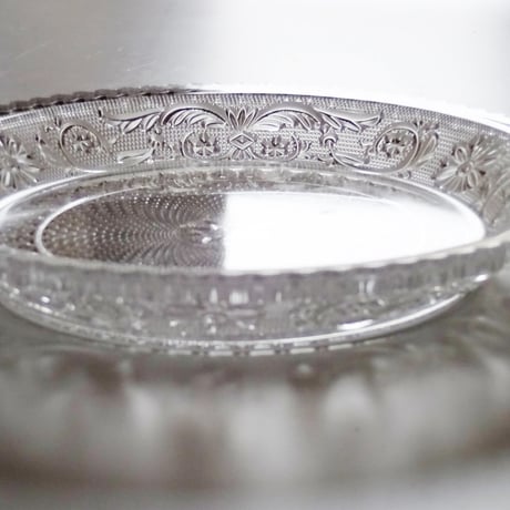 バカラ　アラベスク　プレート１６ｃｍ【御結婚御祝・内祝・新築御祝・還暦御祝・御礼・寿・ギフト包装可能】