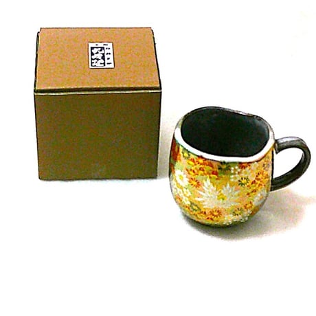 九谷焼マグカップ 金花詰K8-838(K7-835)【セット　母の日・父の日プレゼント　ギフト　ブランド食器】【御結婚御祝・内祝・新築御祝・還暦御祝・御礼・寿・ギフト包装可能】