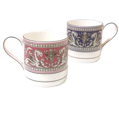 ウェッジウッドWEDGWOOD  フロレンティ―ンシリーズマグカップL（フュージャ、マリン）【御結婚御祝・内祝・新築御祝・還暦御祝・御礼・寿・ギフト包装可能】