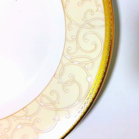ウェッジウッドWEDGWOOD セレスチャルゴールド20センチプレート　アクセント　ペア【ブランド食器】【御結婚御祝・内祝・新築御祝・還暦御祝・御礼・寿・ギフト包装可能】