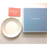 ウェッジウッドWEDGWOOD　ジオGIOゴールドGOLD　プレート17センチ　ペア【ギフト食器　ケーキ皿　ペア皿】【御結婚御祝・内祝・新築御祝・還暦御祝・御礼・寿・ギフト包装可能】