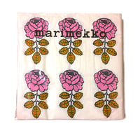 マリメッコmarimekko　ペーパーナプキン 553190 ヴィヒキルース ローズ／ホワイト 33cm　20枚入り
