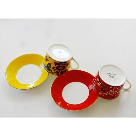 ウエッジウッドWEDGWOOD　ワンダーラスト　ティーカップ＆ソーサーペア【御結婚御祝・内祝・新築御祝・還暦御祝・御礼・寿・ギフト包装可能】