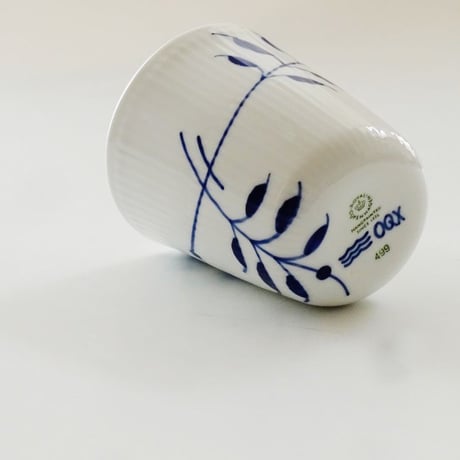 ロイヤルコペンハーゲン （ROYAL COPENHAGEN ） ﾌﾞﾙｰﾌﾙｰﾃｯﾄﾞﾒｶﾞ ｽﾀｲﾙｶｯﾌﾟ 2-381-499【御結婚御祝・内祝・新築御祝・還暦御祝・御礼・寿・ギフト包装可能】