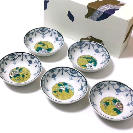 九谷焼 4.5号小鉢揃 瓔珞吉田屋草花/美山窯【和食器　 鉢　食器セット】 【御結婚御祝・内祝・新築御祝・還暦御祝・御礼・寿・ギフト包装可