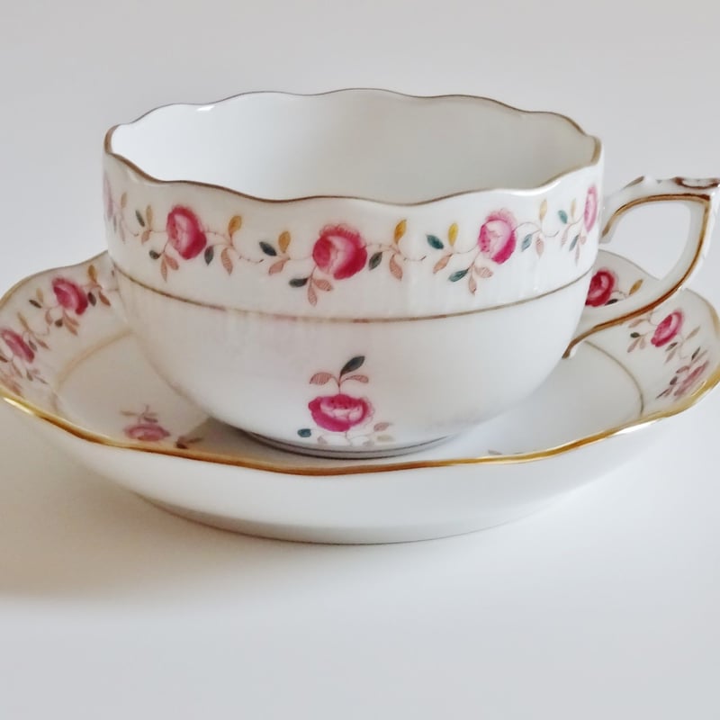 ヘレンド ローズガーランド ティーカップ＆ソーサー | 神戸セレクト
