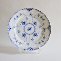 ロイヤルコペンハーゲン　ブルーフルーテッドハーフレース　プレート２０ｃｍ【御結婚御祝・内祝・新築御祝・還暦御祝・御礼・寿・ギフト包装可能】