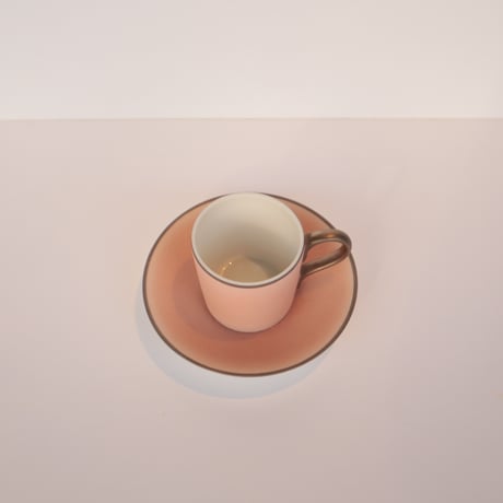 「Atelier Junko」 クラックドピンク　デミタスコーヒーカップ＆ソーサー