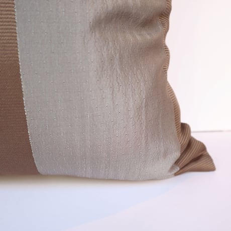 【SALE】クッションカバー　オスト　ブルー　ブラウンストライプ