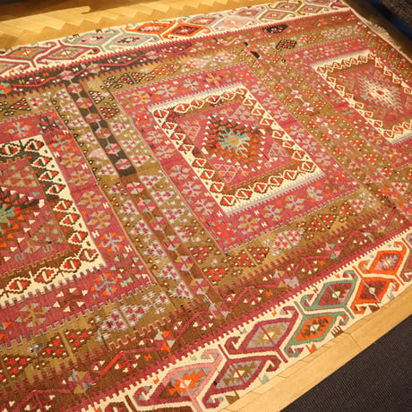 キリムラグ　157cm×263cm（NO.50）