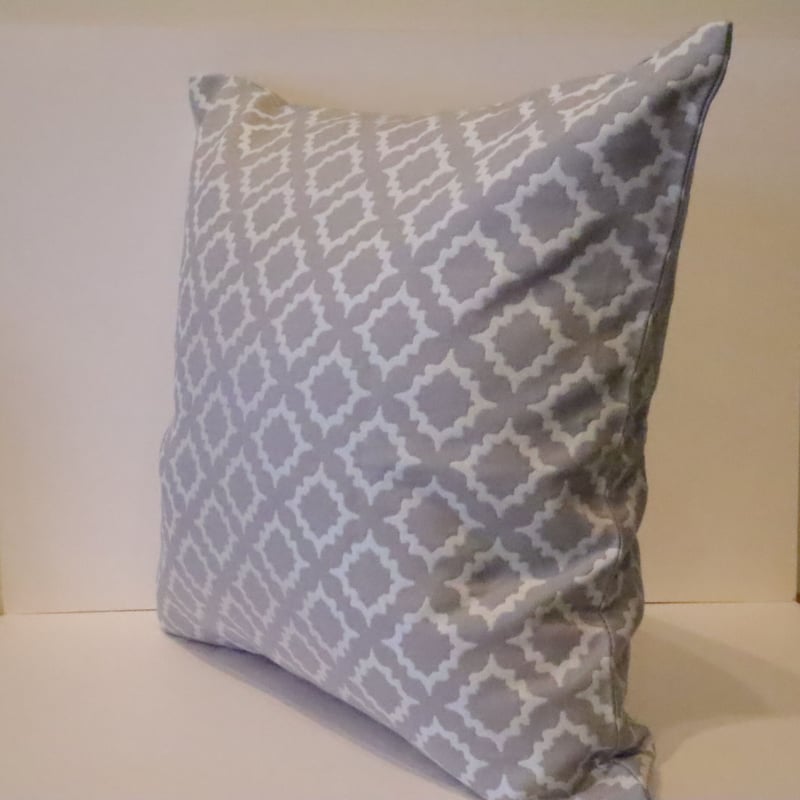 クッションカバー ルカート グレー | FURACOCO