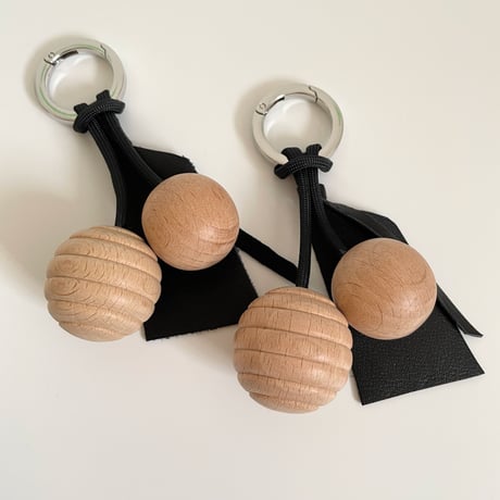 Key ring E  ブラック