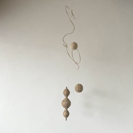 Hanging bar 27