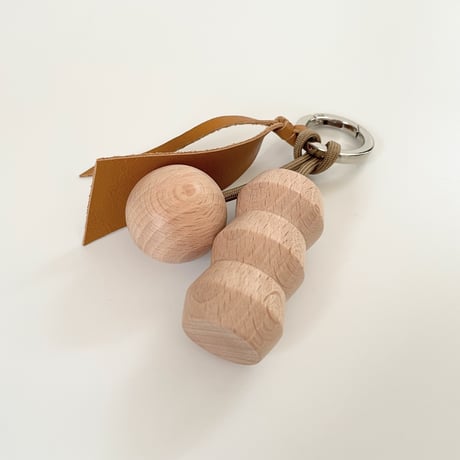 Key ring 15  ブラウン