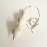 Hanging object 03