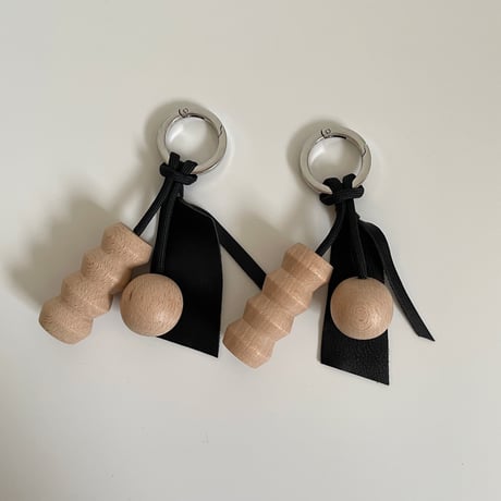 Key ring B  ブラック