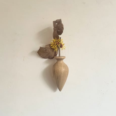 Wall vase 47