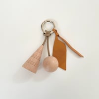 Key ring 17  ブラウン