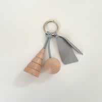 Key ring 19  グレー