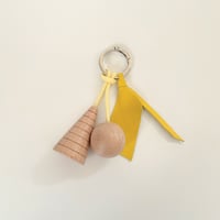 Key ring 23  イエロー