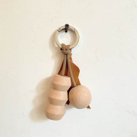 Key ring 06  ベージュ